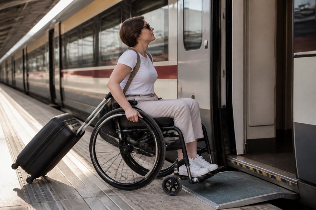 Tips for Independent Travel with Disability: 2026 Guide