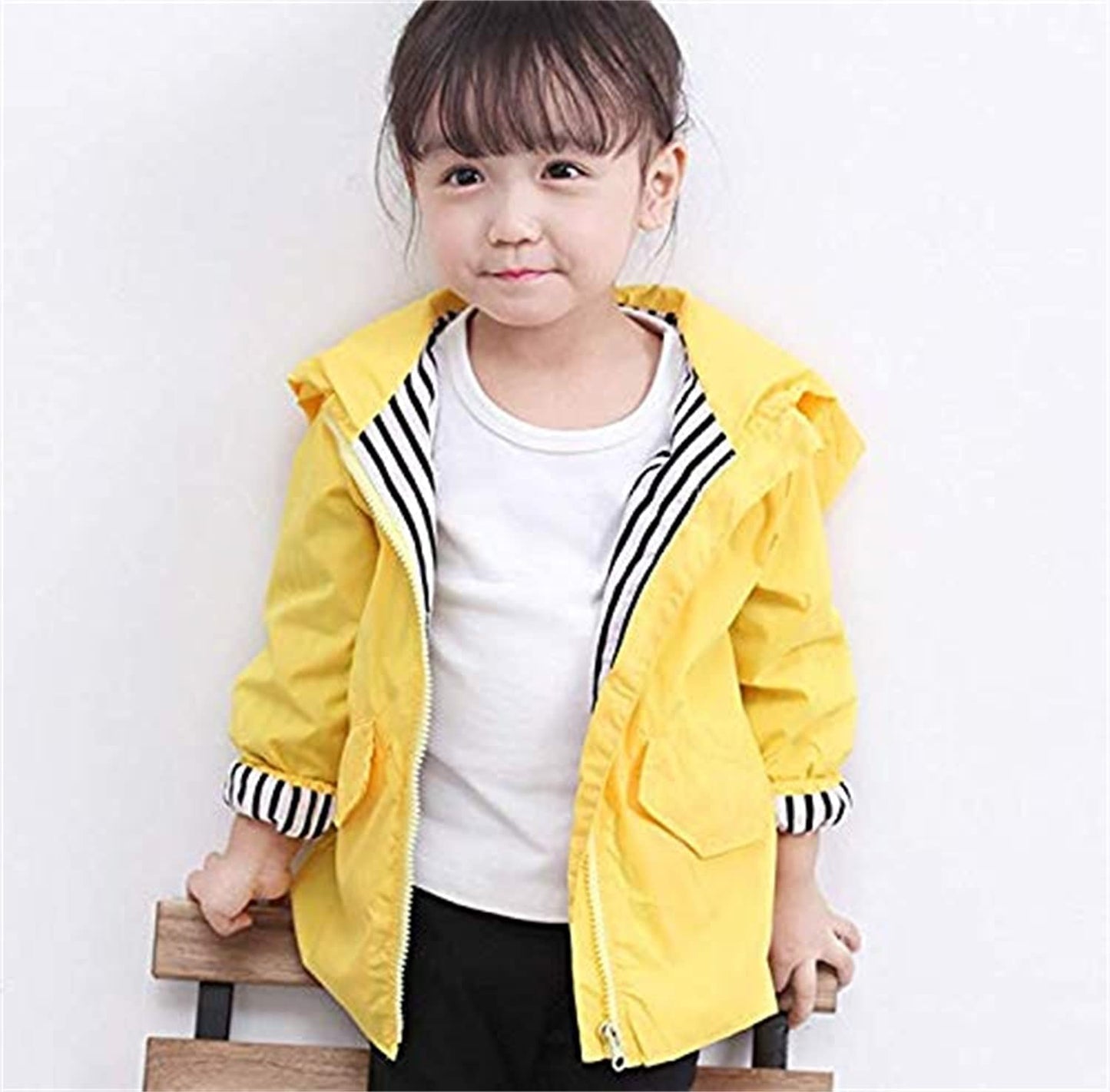 Adorable Duck-Themed Rain Jacket for Toddlers – Perfect for Rainy Days and Windy Weather!