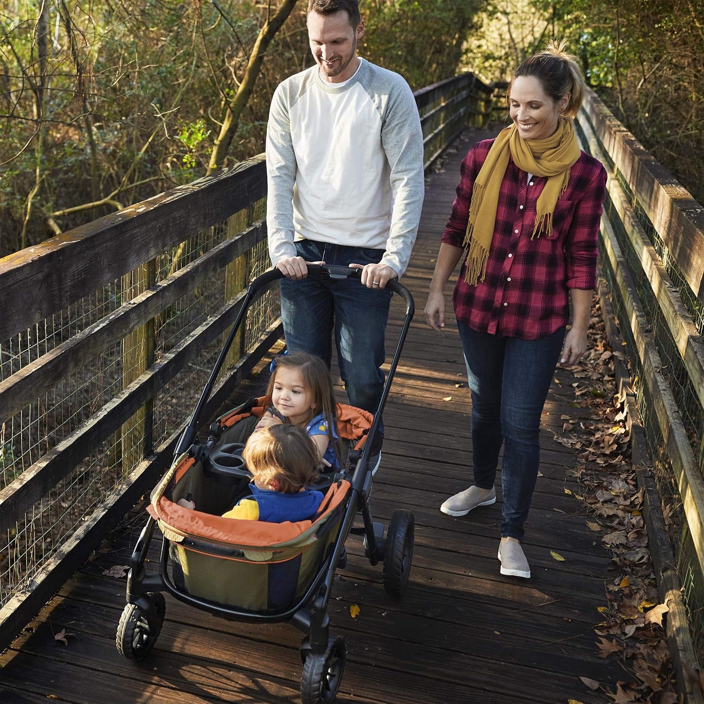 Experience Adventure with the Pivot Xplore All-Terrain Stroller Wagon in Ranger Green