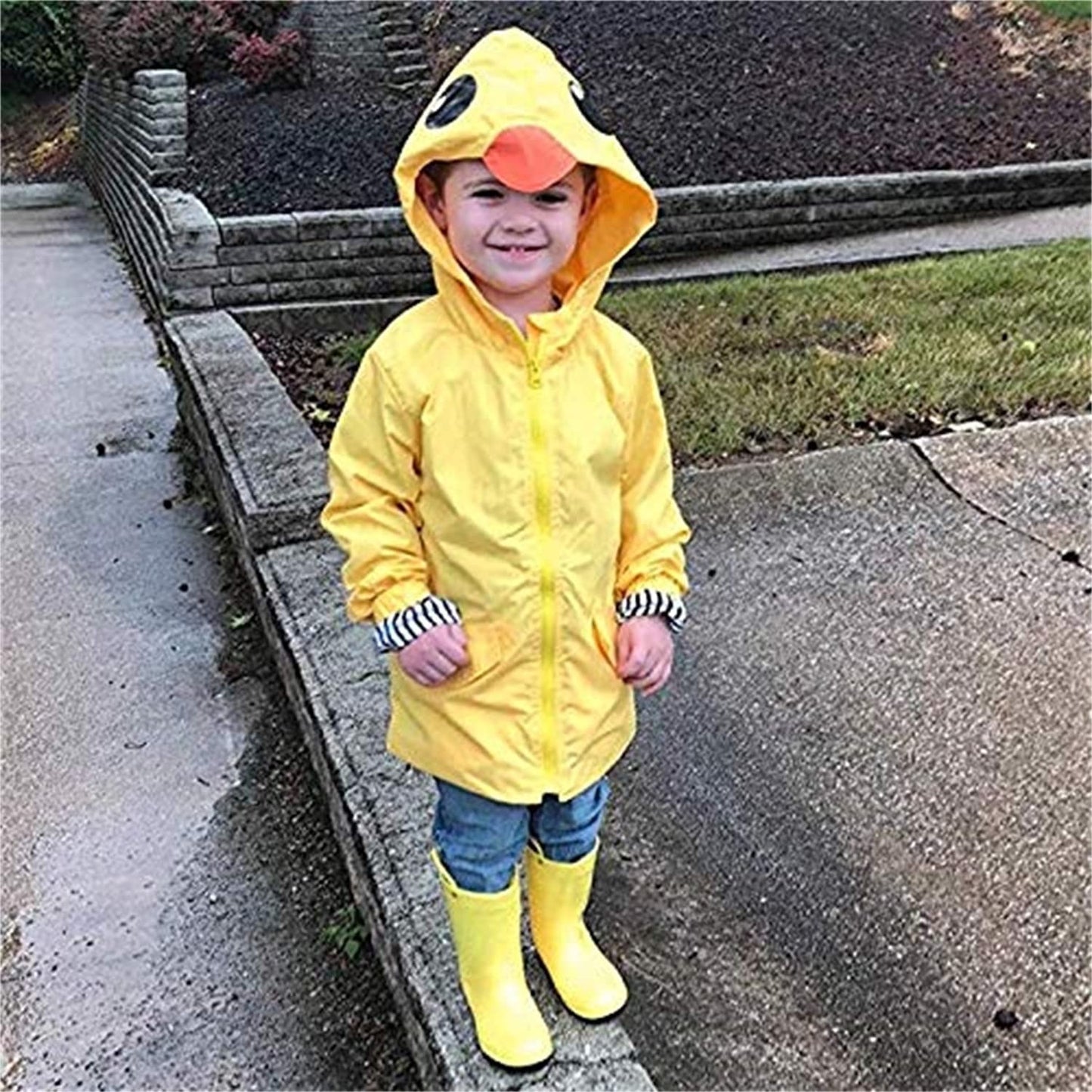 Adorable Duck-Themed Rain Jacket for Toddlers – Perfect for Rainy Days and Windy Weather!