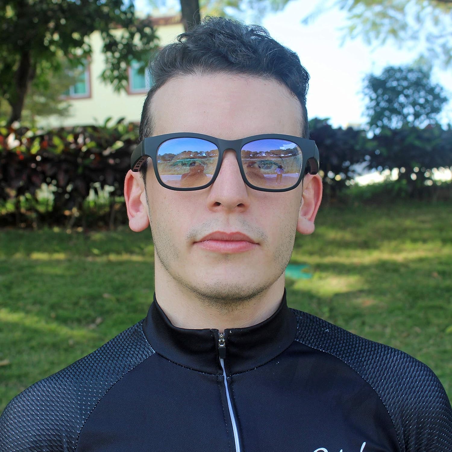 Revolutionary Smart Audio Glasses - Wireless Bluetooth Sunglasses with Polarized Lenses and IPX4 Waterproof Design