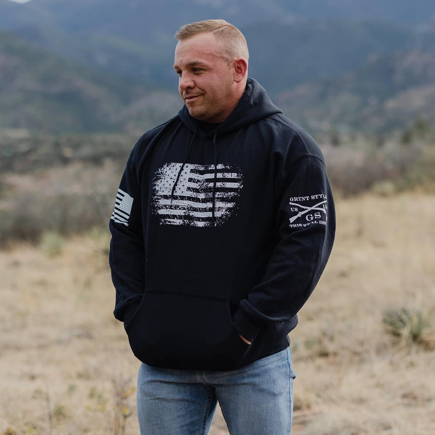 Vintage American Patriot Hoodie - Unisex XX-Large in Classic Black