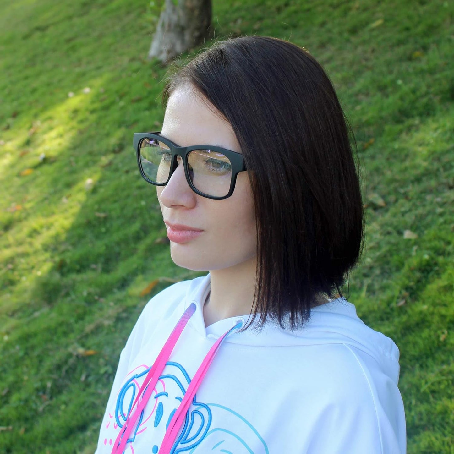 Revolutionary Smart Audio Glasses - Wireless Bluetooth Sunglasses with Polarized Lenses and IPX4 Waterproof Design