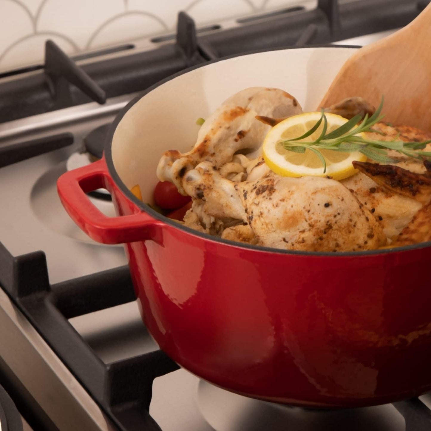 Discover the Ultimate 2 - In - 1 Pre - Seasoned Cast Iron Dutch Oven with Skillet Lid - 5 Qt Round Pot for Perfectly Baked Bread, Hearty Casseroles, and Flavorful Braised Dishes - Heavy Duty Enameled Cookware Set - Journey Must Haves