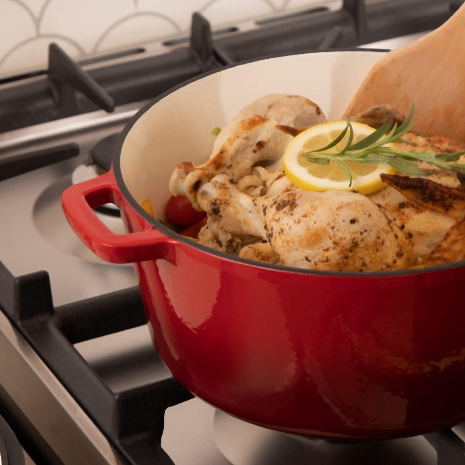 Discover the Ultimate 2 - In - 1 Pre - Seasoned Cast Iron Dutch Oven with Skillet Lid - 5 Qt Round Pot for Perfectly Baked Bread, Hearty Casseroles, and Flavorful Braised Dishes - Heavy Duty Enameled Cookware Set - Journey Must Haves