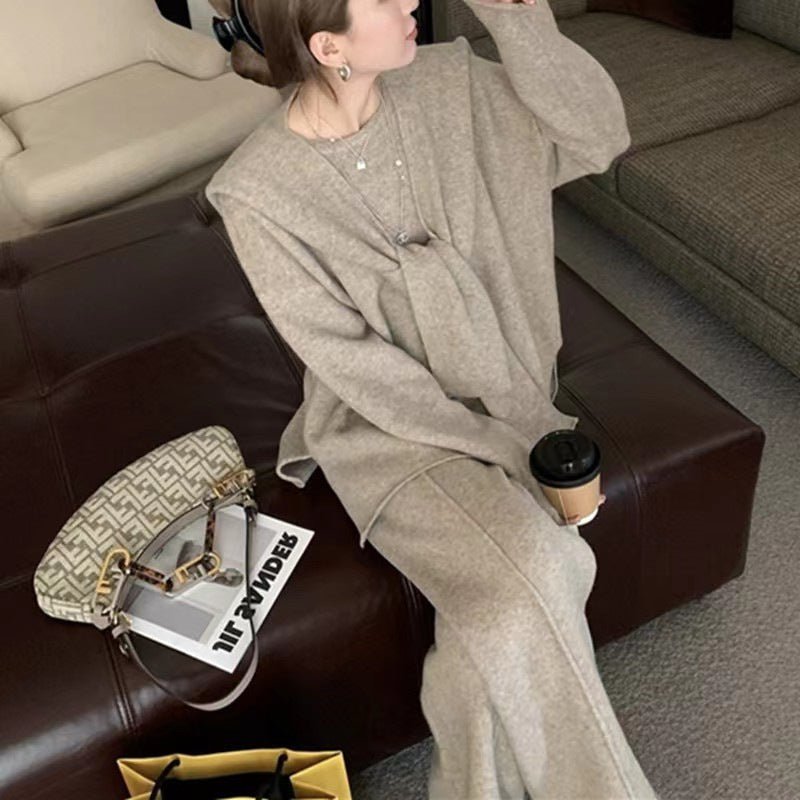 Womens Knit Suit - Journey Must Haves