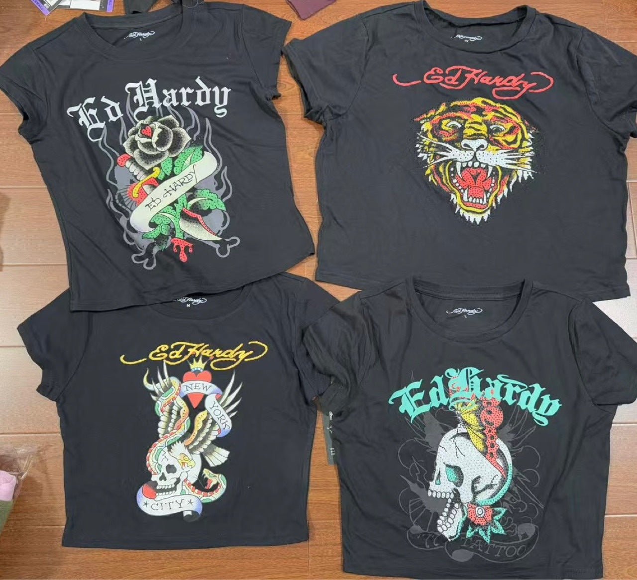 Womens Printed Tshirt - Journey Must Haves